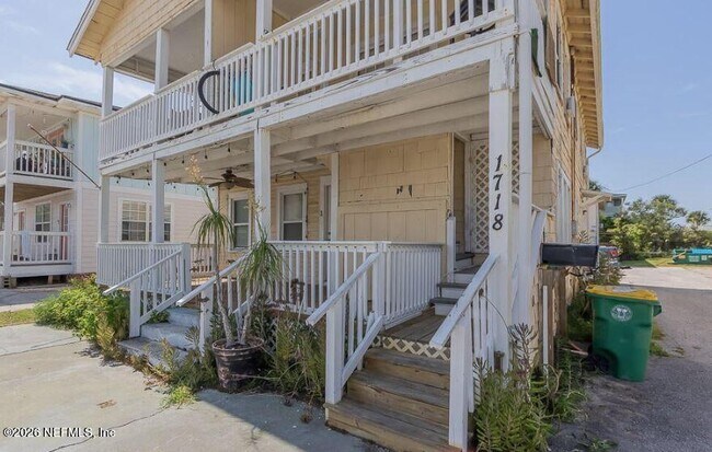 Foto del edificio - 1718 1st St N