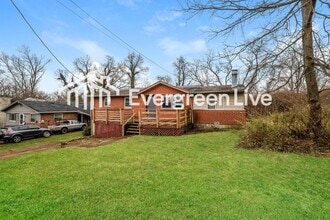 Building Photo - 107 W Leslie Ave