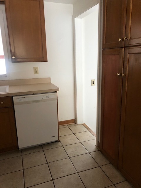 Kitchen - 509 Erie St