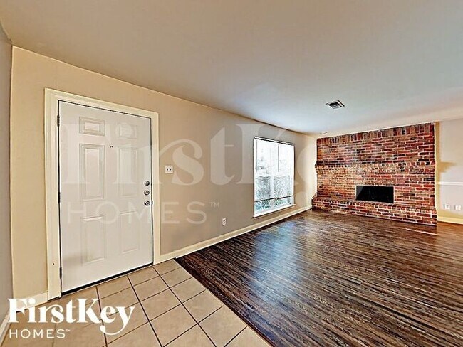 Building Photo - 7505 Evergreen Dr