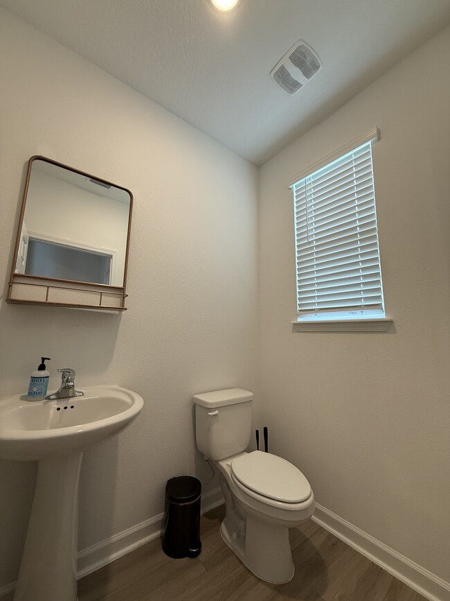 Foto del edificio - 44 Grand Park Ridge Ln