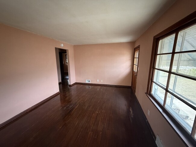 Foto del edificio - 723 Indiana Ave