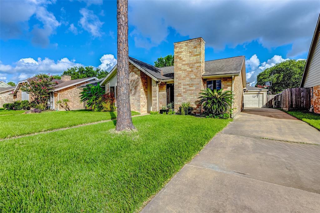 Primary Photo - 10123 Sagecourt Dr