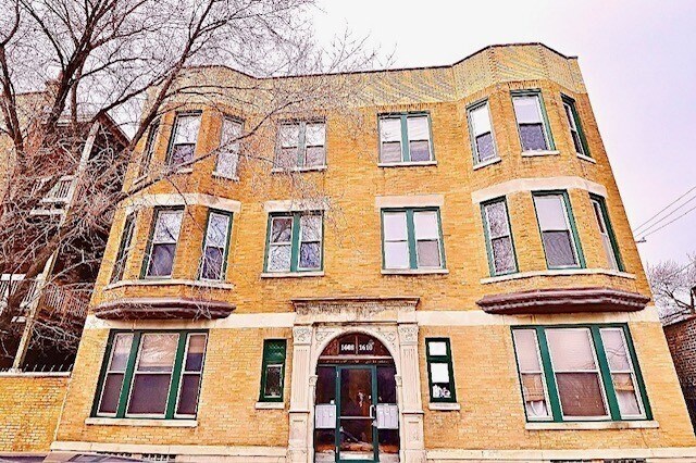 Primary Photo - 1610 N Sawyer Ave