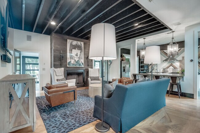 Foto del edificio - 1017 Halcyon Ave
