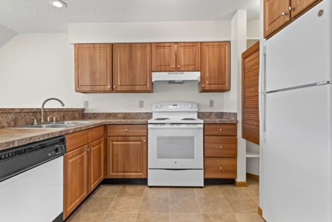 Interior Photo - Foxtail Meadows Associates LLP