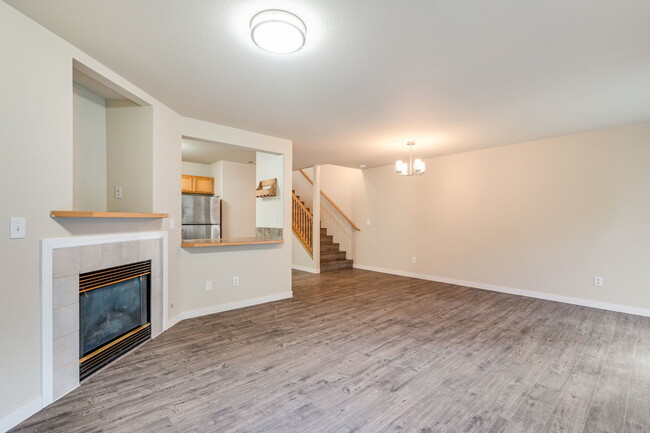 Building Photo - 2525 S 288th St