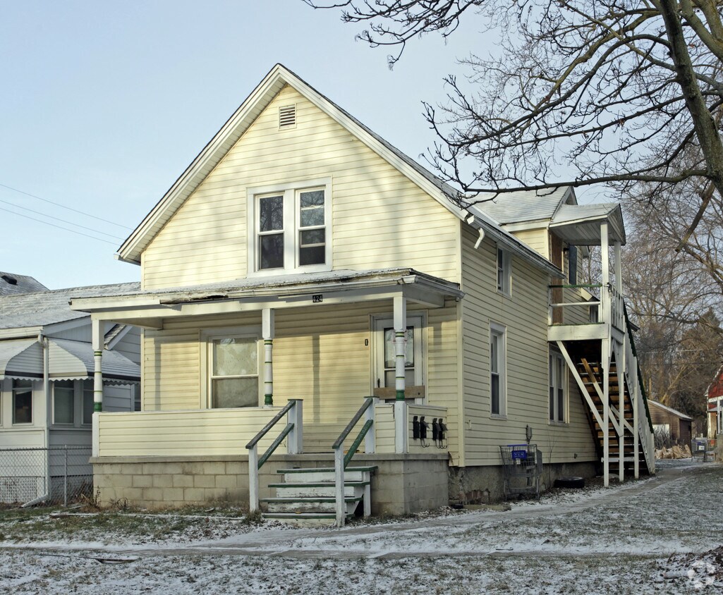 Primary Photo - 424 Winchester St