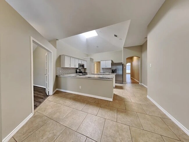 Building Photo - 503 Tumbleweed Dr