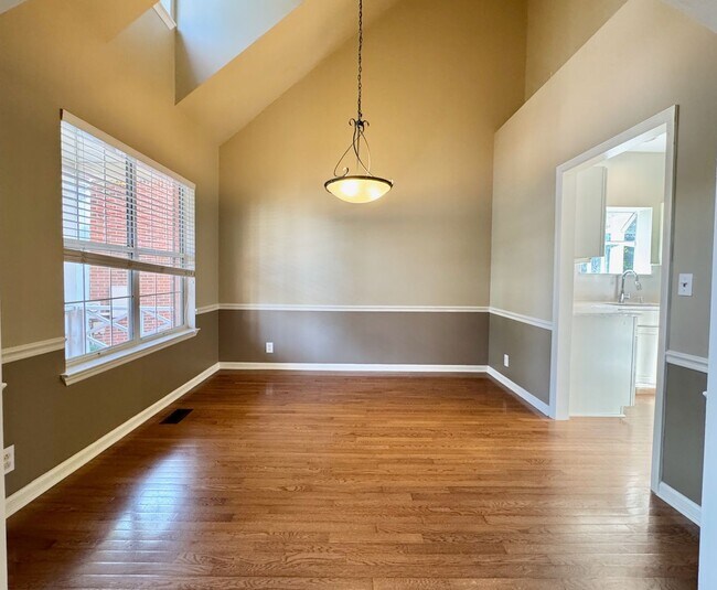 Foto del edificio - 4 Bed, 2.5 Bath Home w/ 2 Car Garage in Fieldstone Farms