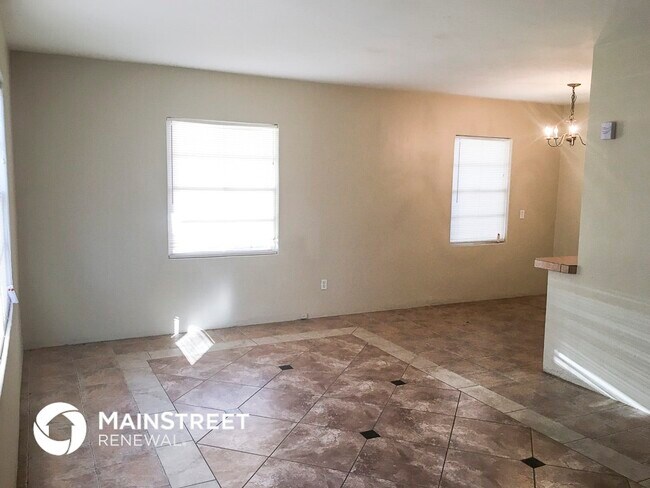 Foto del edificio - 3434 E Polk St