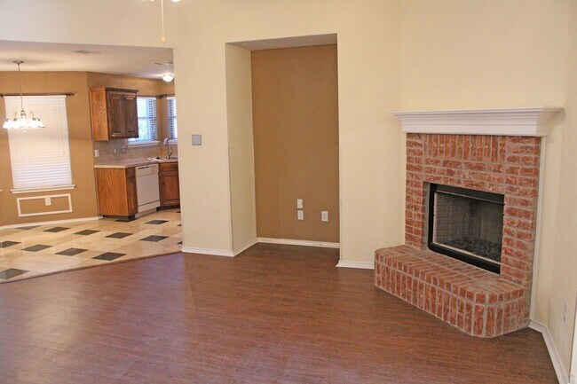 Photo - 4 Bedroom 2 Bath home for Lease