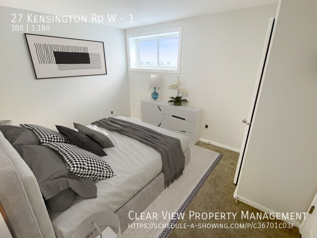 Photo du bâtiment - Beautiful, brand new, 3 bedrooms Townhouses in Gary Station!