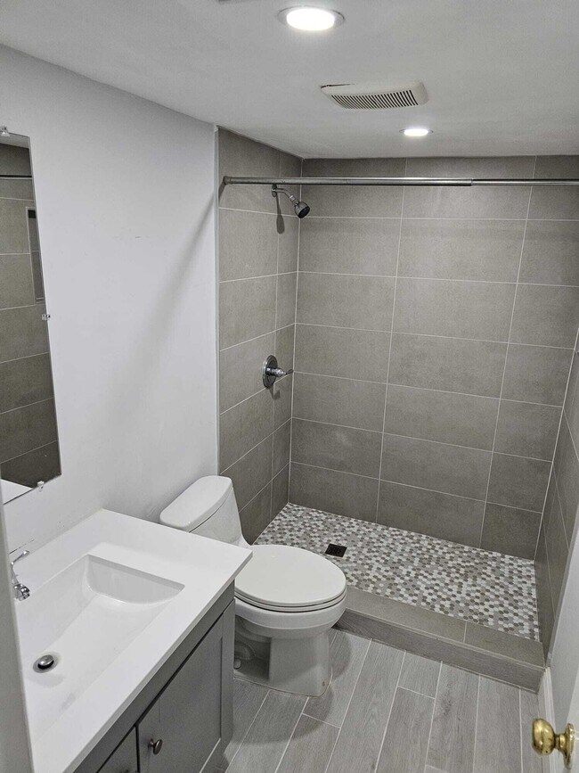 Foto del edificio - 1233 SW 46th Ave