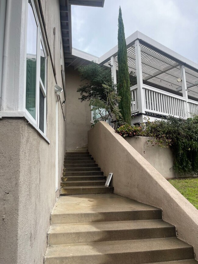Photo - 714 Oceanview Dr Apartment