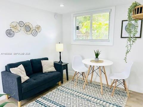 Foto del edificio - 2612 SW 12th St