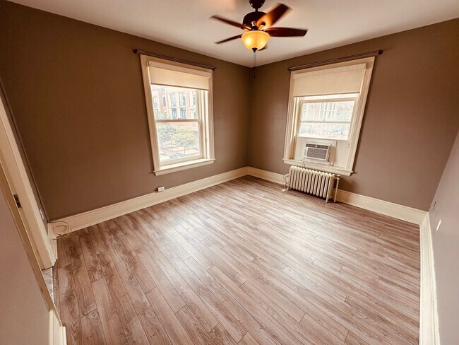 Foto del edificio - 7 W Philadelphia St