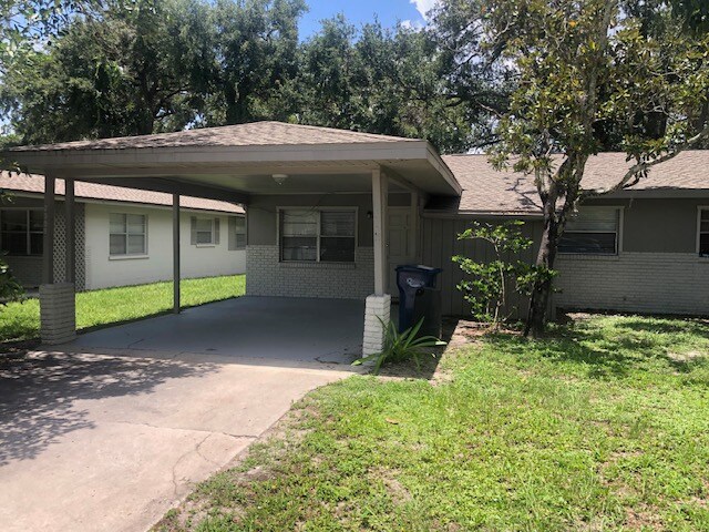 Foto principal - 2309 53rd Ave W
