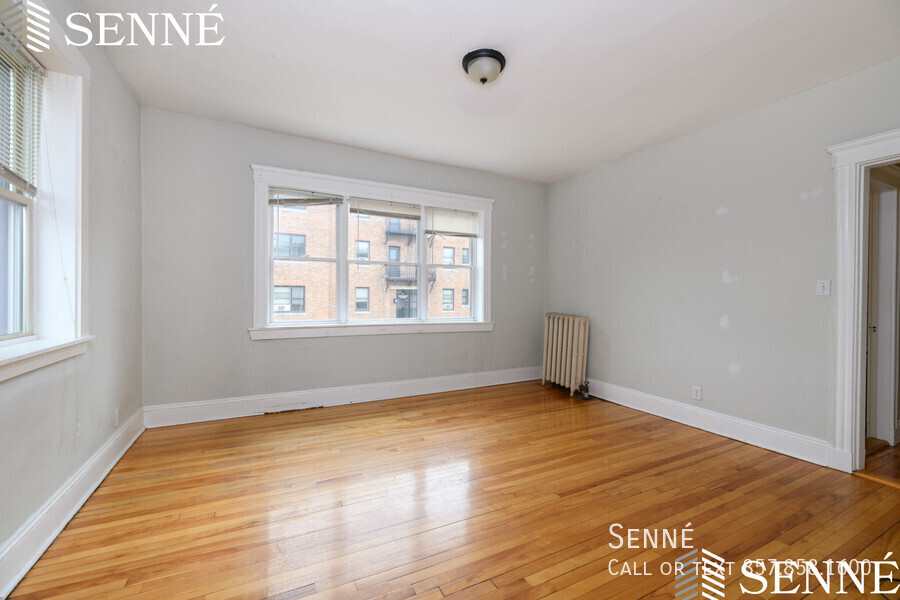 Foto principal - 6 Sherborn Ct