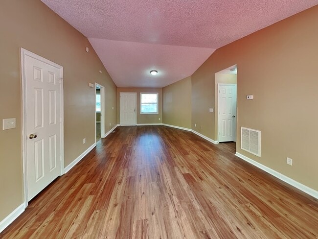 Building Photo - 6613 Cool Water Ct