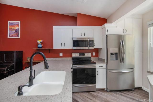 Building Photo - 3 bedroom in Lakewood CO 80226