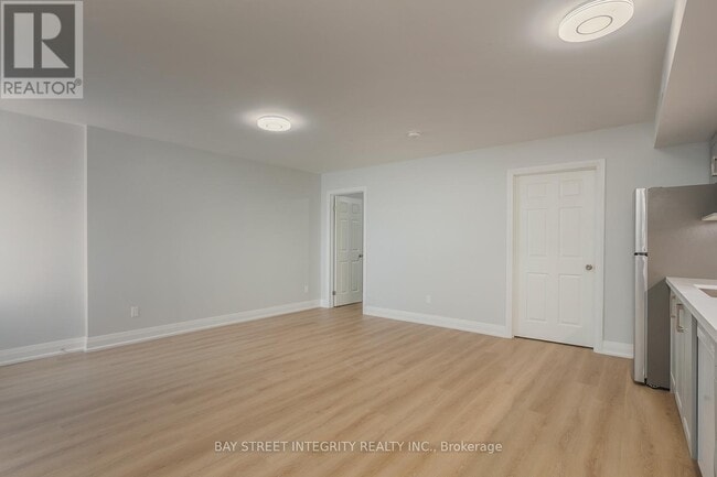 Building Photo - 19 D'Arcy St