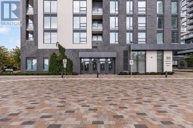 Photo du bâtiment - 30-430 Samuel Wood Wy