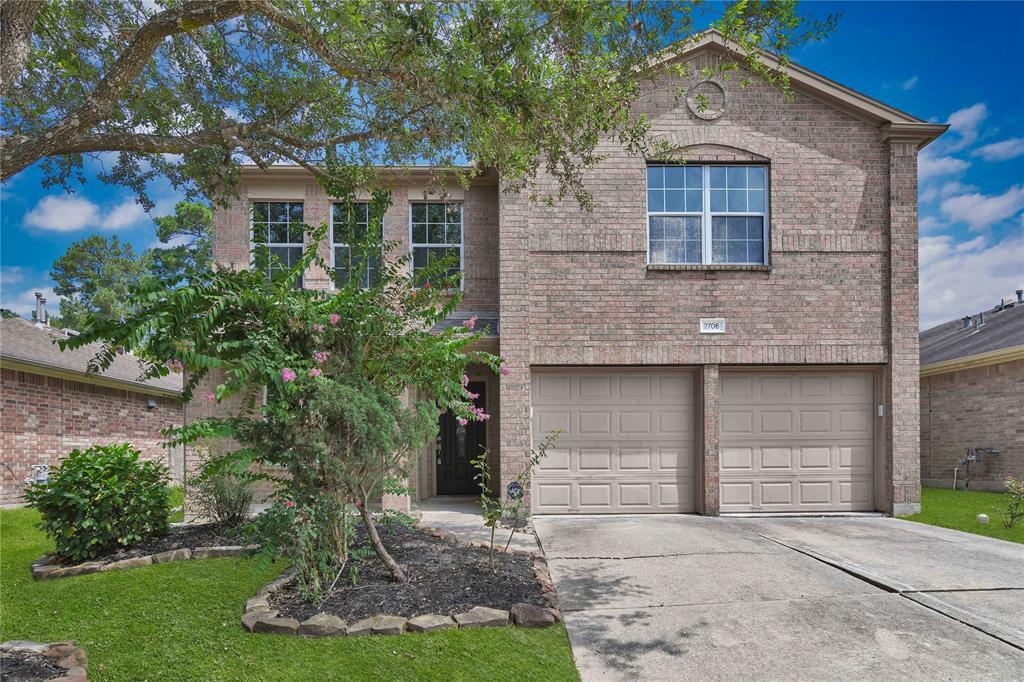 Foto principal - 2706 Woodspring Forest Dr