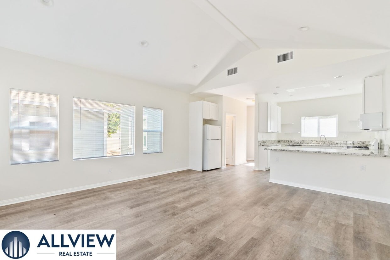 Photo - 629 South Lemon Street