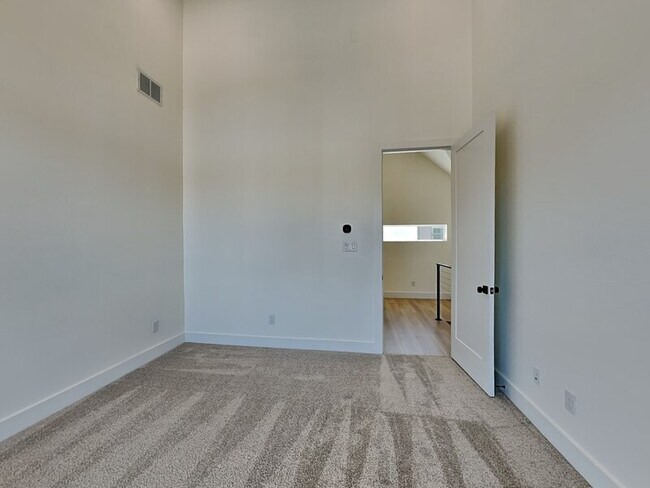 Building Photo - 4610 Rusk Ave