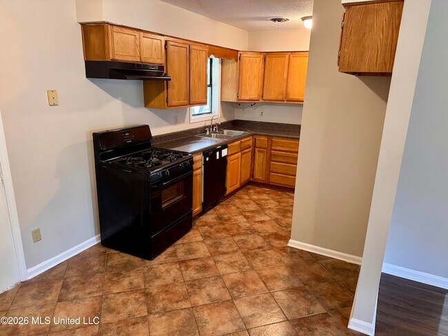 Photo - 1580 Guilford Cove House