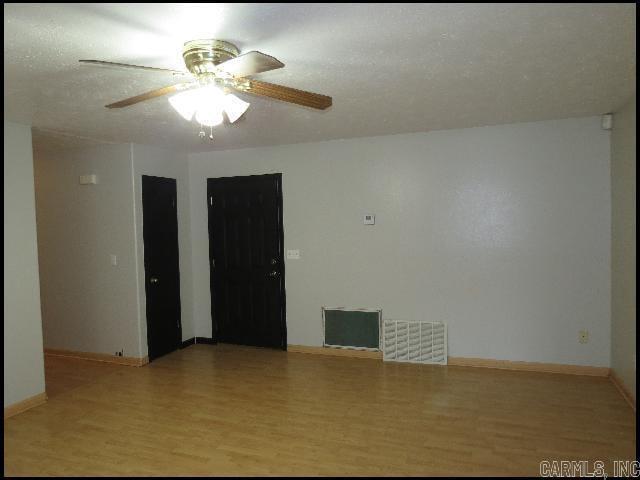 Foto del edificio - 19 Fox Run Cir