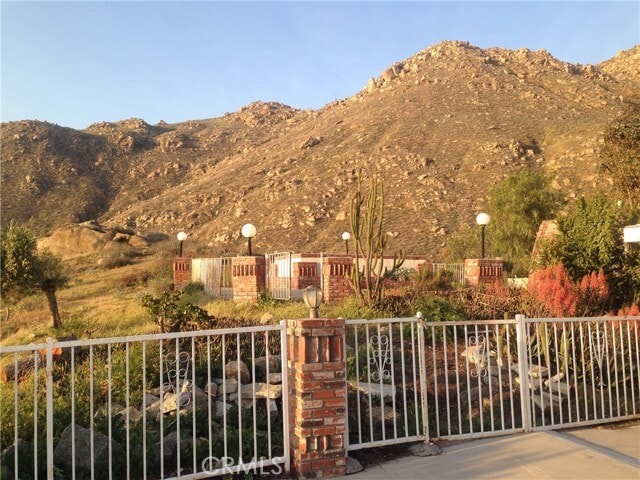 Building Photo - 20610 Hill Top Dr