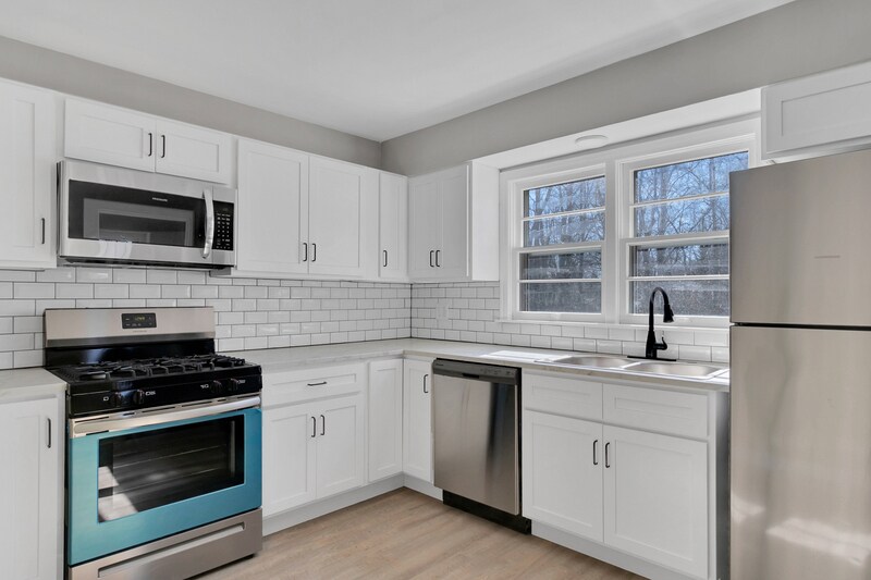 4928 Daleray Dr, Louisville, KY 40219 House Rental in Louisville, KY