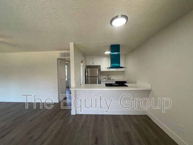 Foto del edificio - 3535 W Campus Ave.