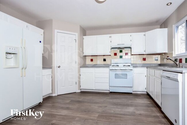 Foto del edificio - 1296 Harvest Ridge Dr