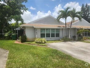 Building Photo - 8643 Bridle Path Ct