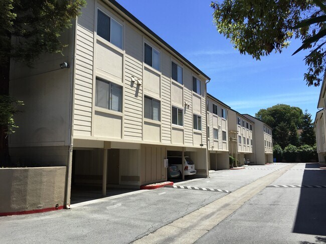 COVER PARKING BELOW UNIT - 785 N Fair Oaks Ave