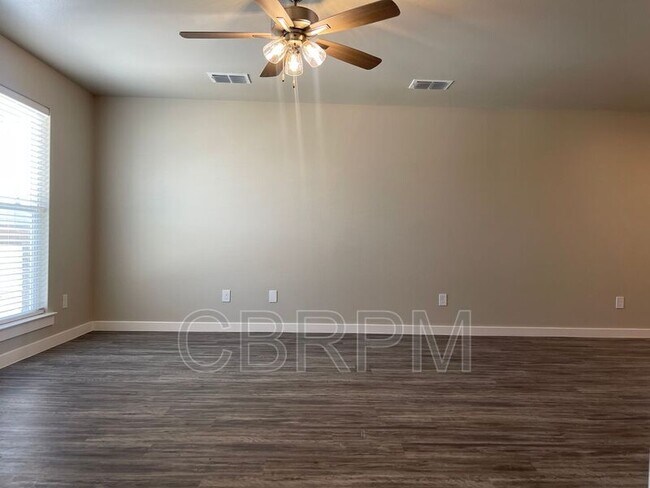 Foto del edificio - 1706 135th St