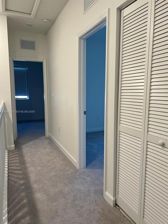 Foto del edificio - 12908 SW 233rd Terrace