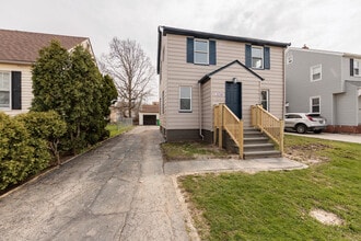 Building Photo - 21870 Ball Ave