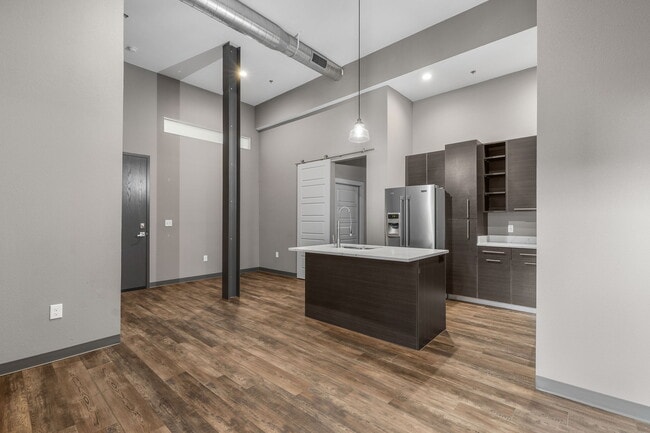 Foto del edificio - 901 9th St