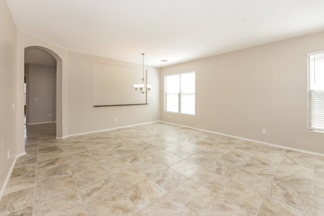 Foto del edificio - 4505 W Pleasant Ln
