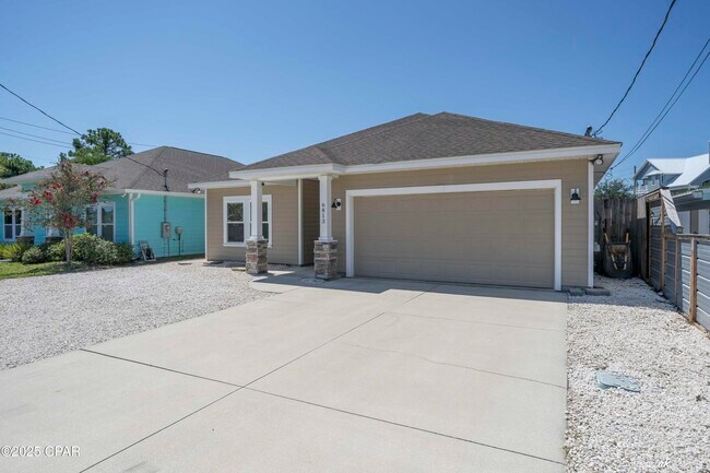 Building Photo - 6813 S Lagoon Dr