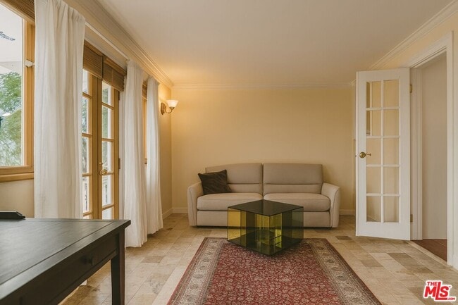 Foto del edificio - 8296 Presson Pl