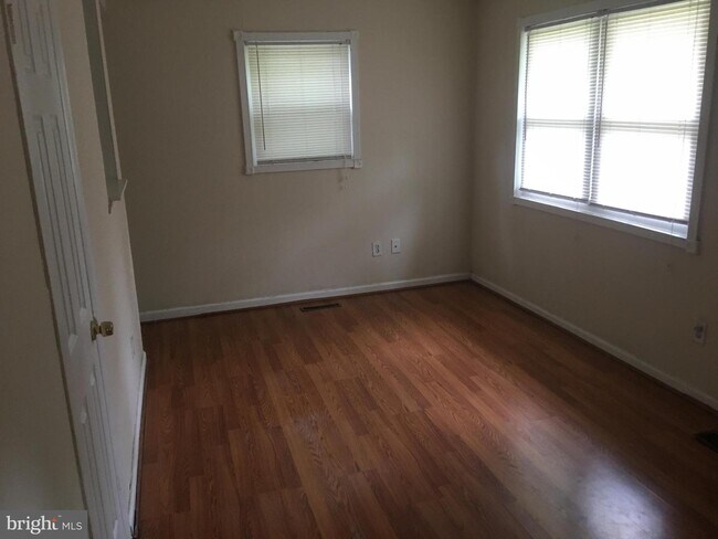 Building Photo - 65 Kyler Rd