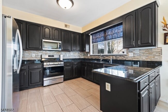 Foto del edificio - 29 Newell St