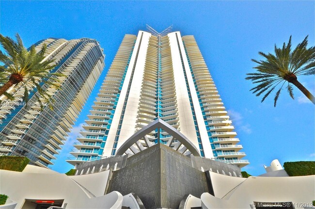 Foto del edificio - 17001 Collins Ave