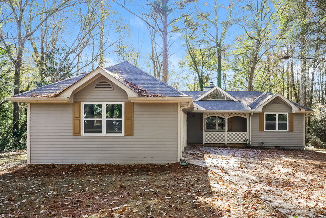 Building Photo - 540 Hillsdale Dr