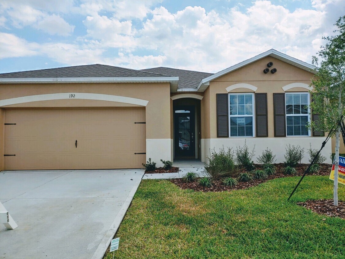 Gorgeous 4-Bedroom, 2-Bathroom Home in Wi... - Gorgeous 4-Bedroom, 2-Bathroom  Home in Wi...